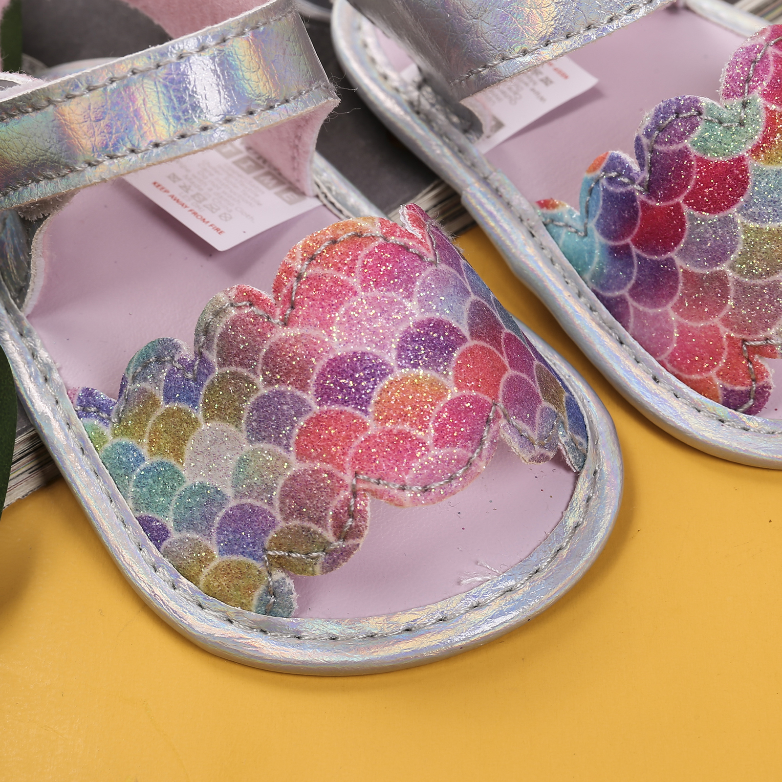 Sandali per bambini, modelli di squame di pesce per bambini calzature antiscivolo scarpe da passeggio Prewalker per l&#39;estate, 3-9 mesi