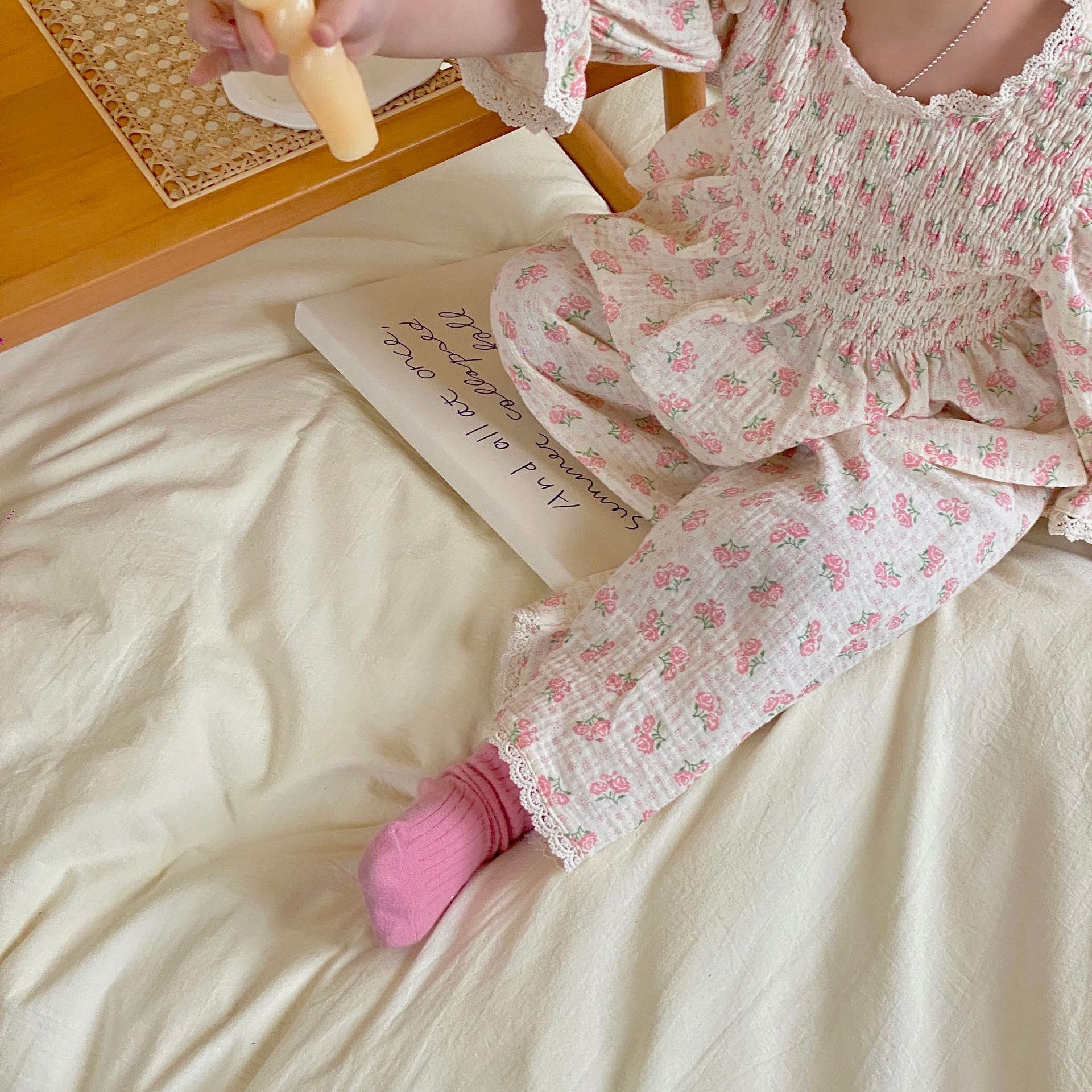 Conjunto de pijama de 2 piezas con fresas para niña, traje de Top + Pantalones, de Primavera