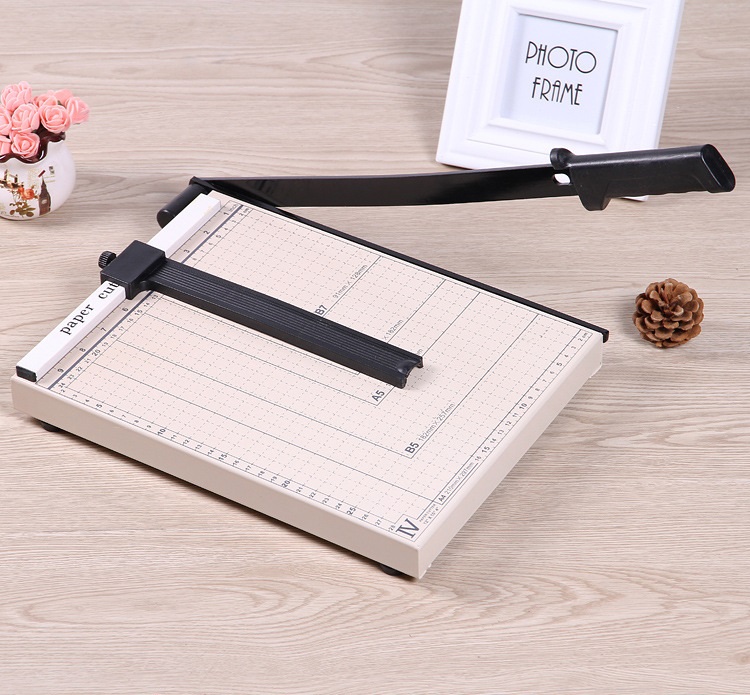 Neue A4 Papier Foto Cutter Guillotine schneiden maschine Metall Trimmer Basis 5-10 Blätter mit Grid Farbe Nach Dem Zufall