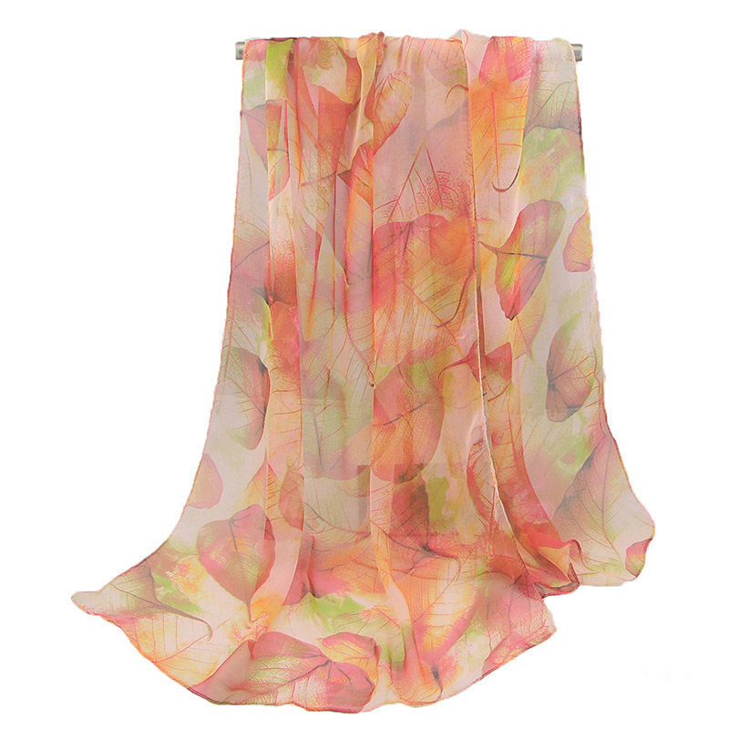 Écharpe d'été en mousseline de soie, châle de plage pour femmes, serviette de plage, écharpe douce imprimée feuilles d'érable, écharpe douce pour femmes,