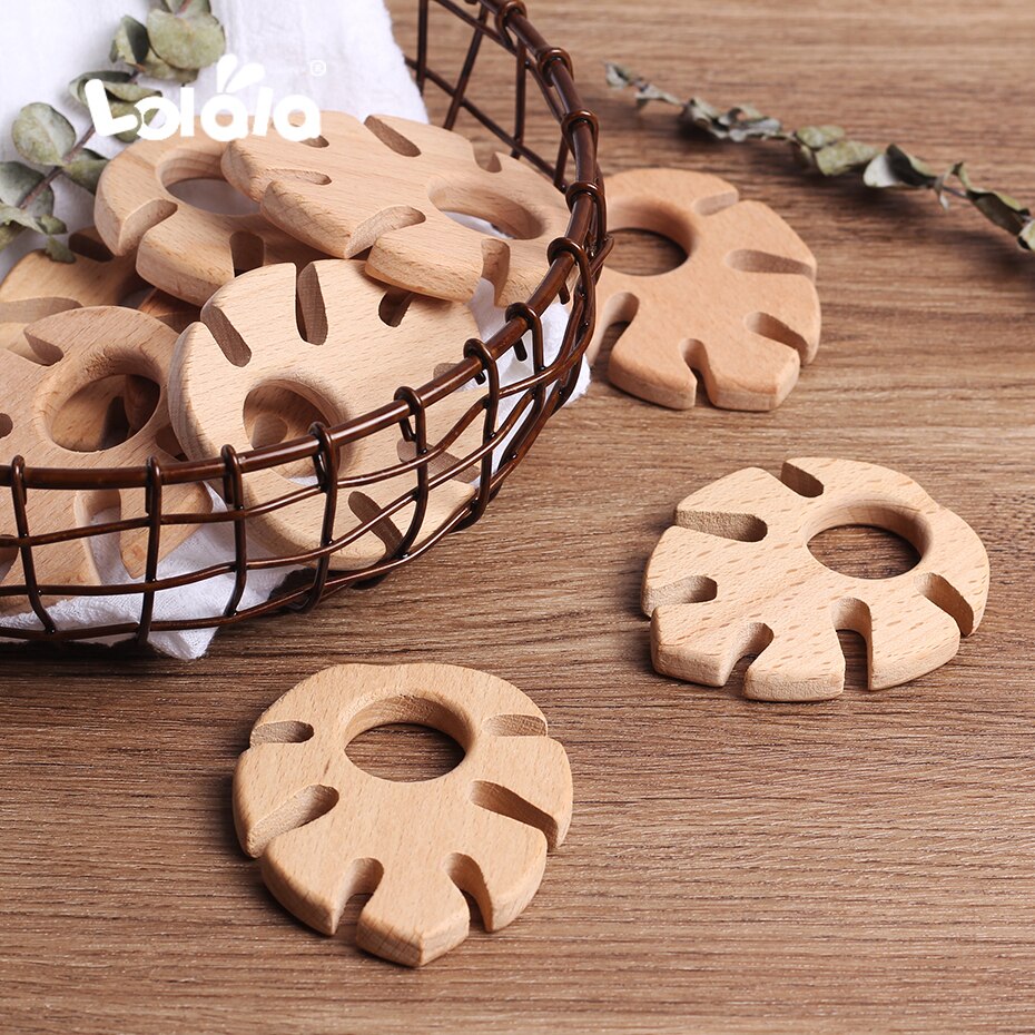 20pcs Wood Teether 20Pc Pure Natural Maple Leaf Shaped Baby Teething Nursing Beech Teether Baby DIY Pendant Toy Christmas