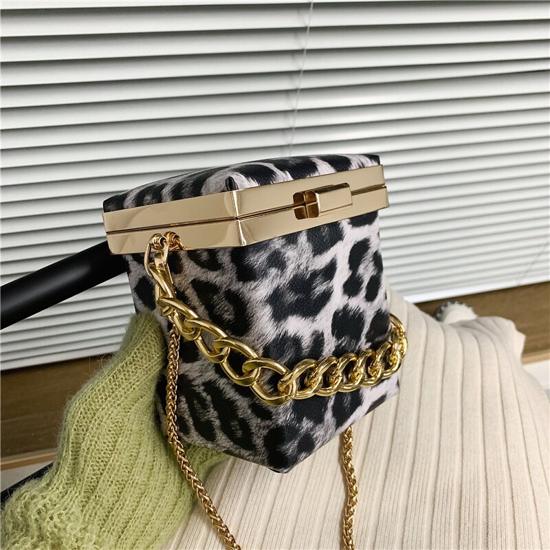 Mini caixa sacola 2020 moda nova alta qualidade couro do plutônio das mulheres designer bolsa contraste cor corrente ombro saco do mensageiro: Leopard