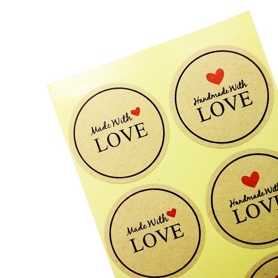 100 Stks/partij Rood Hart Hand Gemaakt Met Liefde Scrapbooking Kraftpapier Etiketten Enveloppen Stickers Cadeau Verpakking Seal Seals Sticker
