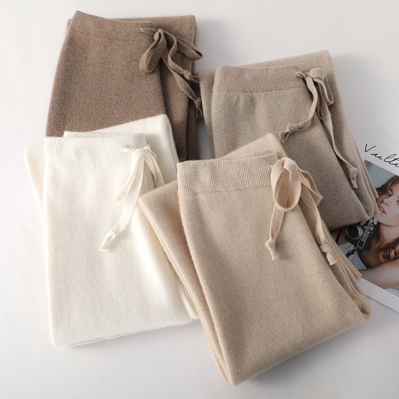 Pehmeät neulehousut naisten syys-/talvivaatteet riippuvat neulehousut leveälahkeiset valkoiset lattiahousut suoralahkeiset housut