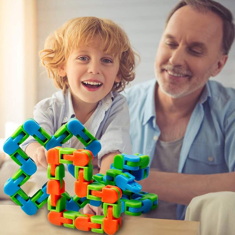 Bicycle Chain Track Stress Relief Toy Colorful Puzzle Sensory Fidget Toys Stress Relief Rotate and Shape Finger Dro