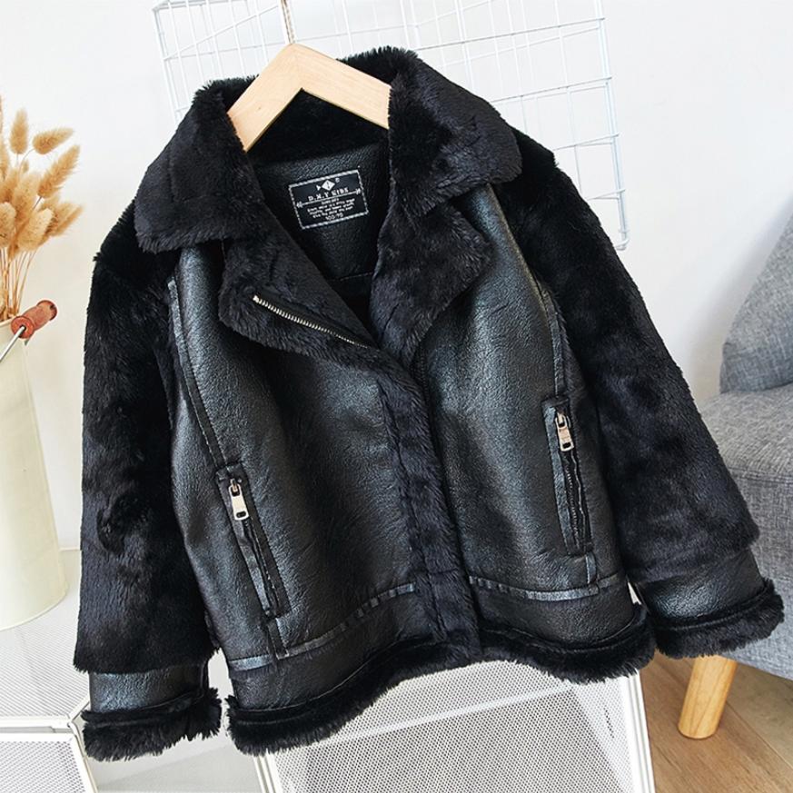 Winter Children&#39;s Faux Fur Coat Fur Stitching PU Leather Jacket Boys Girls Thicker Warm Outerwear modis Kids teens jacket Y1842