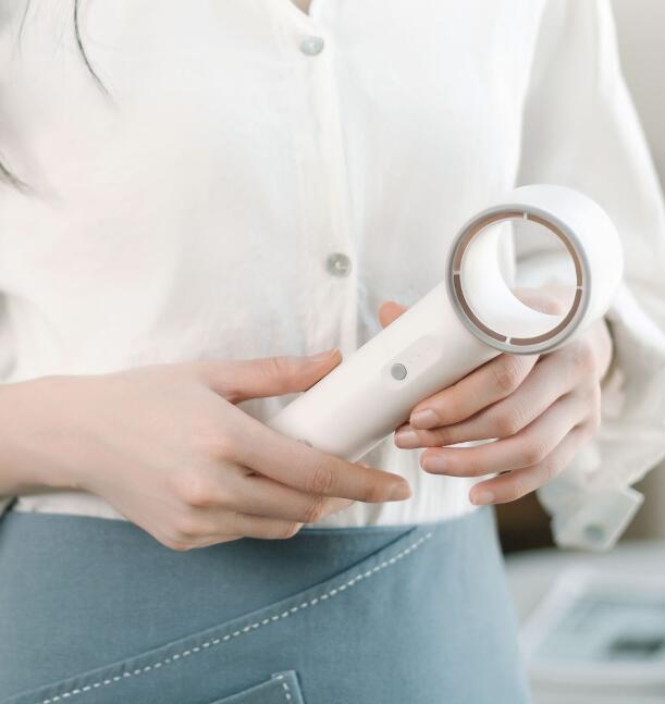 Xiaomi Weiyuan Handheld Blattloser Fan Blattloser Sicherheits Starke Wind Geräuscharm SchöNe Und Tragbare Schaufel Auto Reise Verwenden Fans
