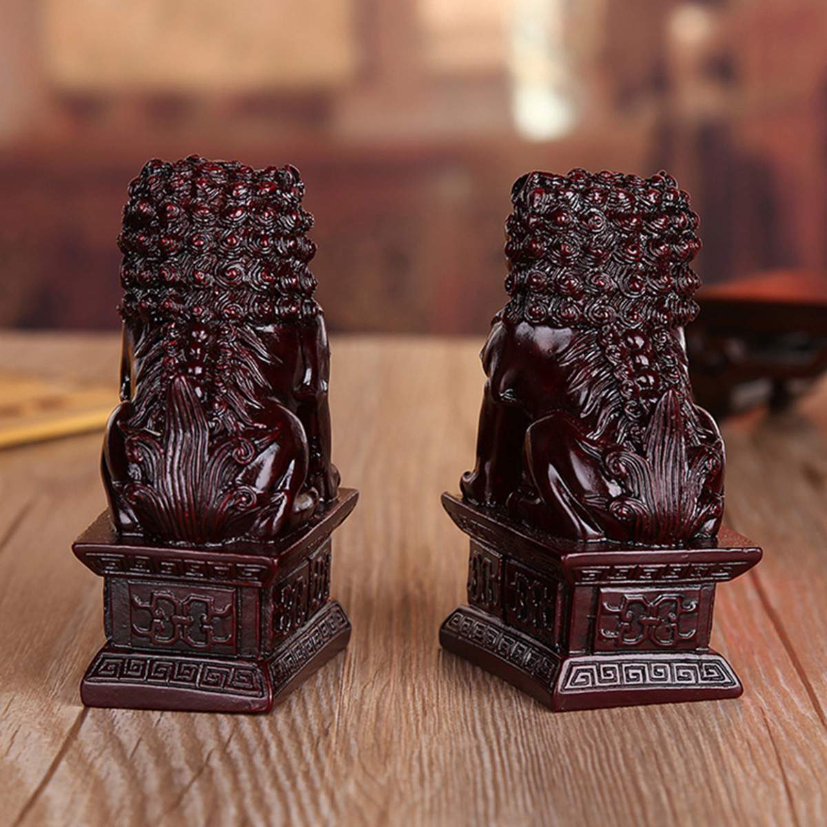 1 Pair Red Chinese Carving Fengshui Lions Resin Fu Foo Dog Guardion Door Lions Statue Beast Statue for Home Sculpture Decoration