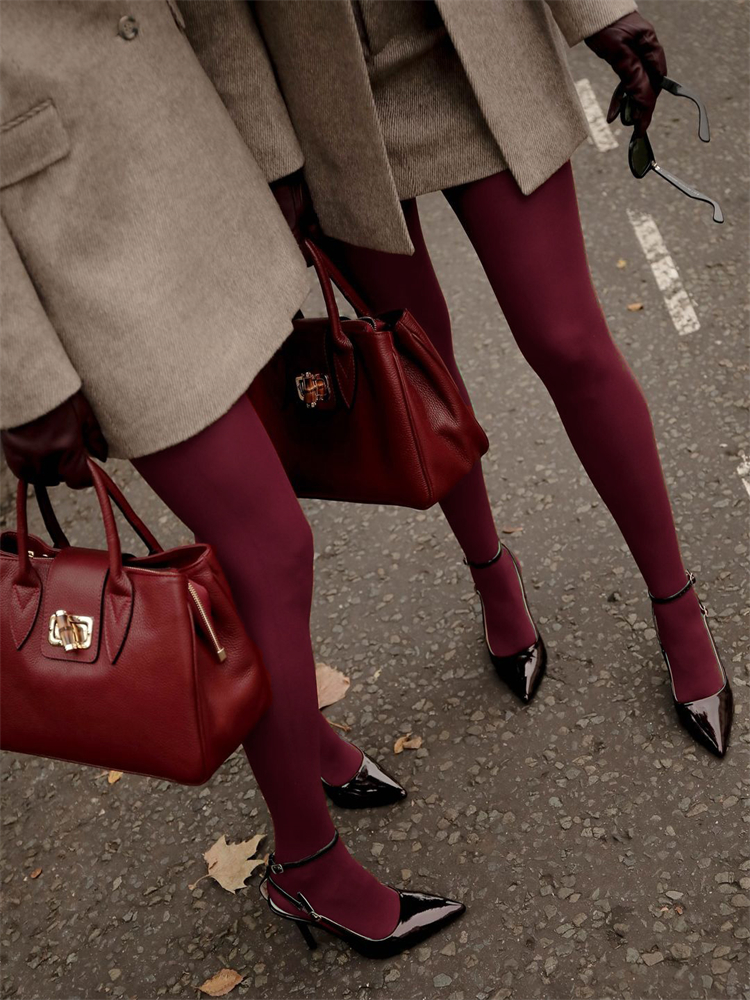 Trendix-medias rojas nuevas para mujer, pantimedias de encaje transparentes súper elásticas, medias sexis ajustadas y elegantes color Burdeos para invierno