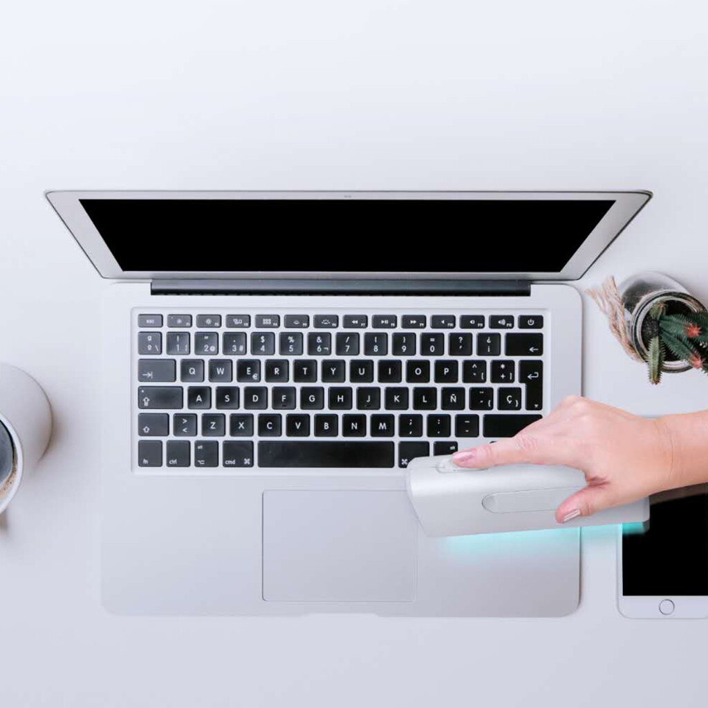 Handheld UVC Lamp 4W UV Sterilizer Disinfection Lamp Newest UV germicidal light Led UVC Light Bulb Travel UV Light#0507g30