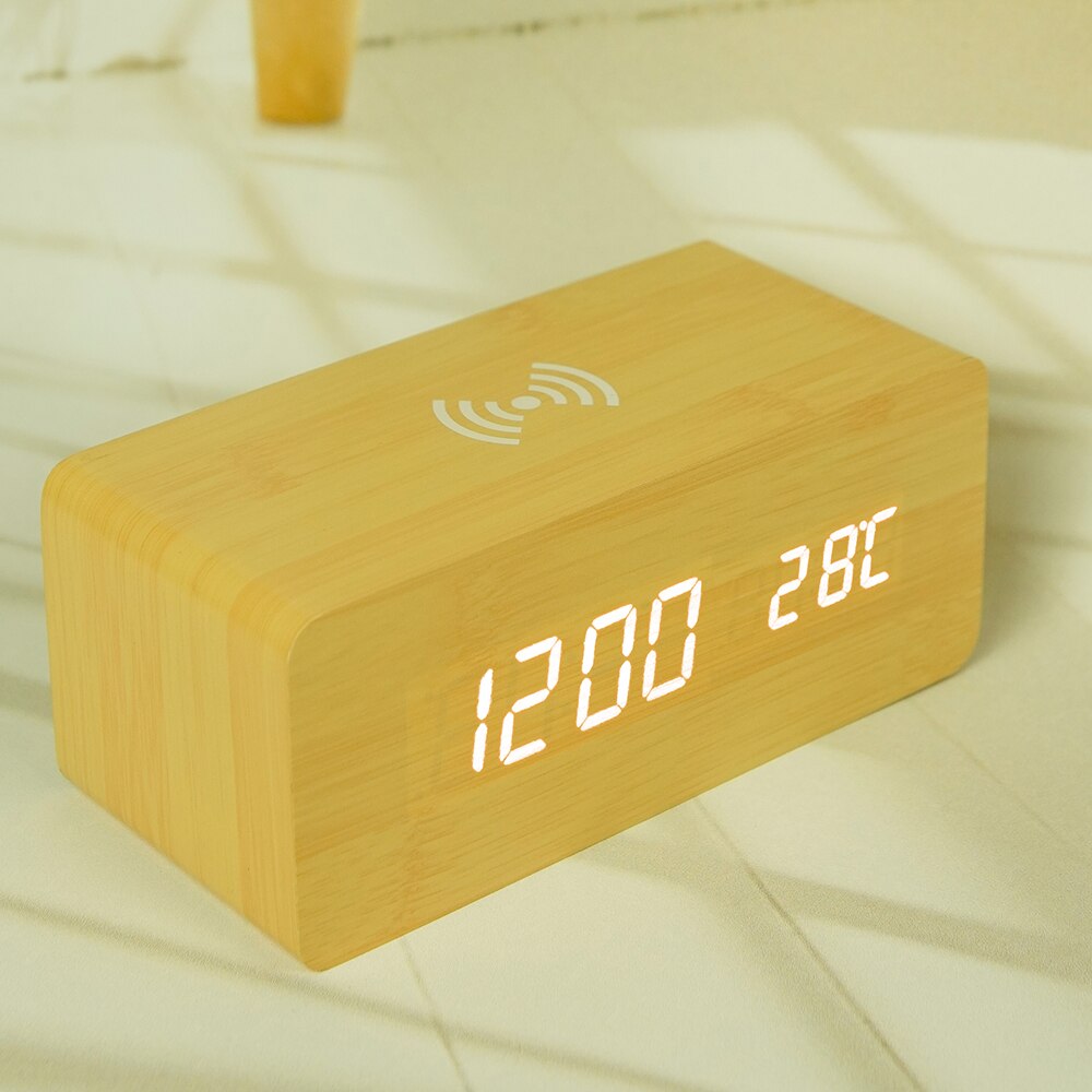 Creatieve Decoratie Elektronische Klok Mobiele Telefoon Draadloos Opladen Houten Klok Led Digitale Klok Geluid Controle Functie: Bamboo Skin Color