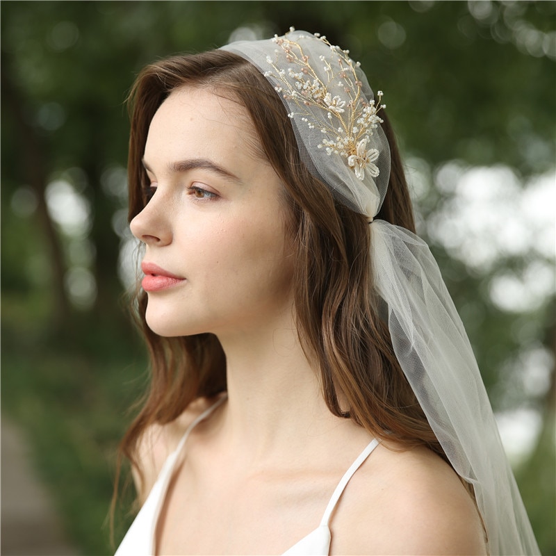 Handmade Beaded Floral Bridal Headpiece Ivory Wedding Veils Party Prom Headwear Brides Hair Accessories