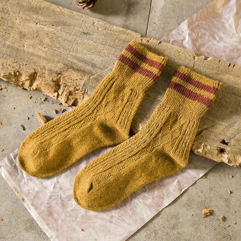 Vinter uldstrømper tykkere varme strikkede stribede damestrømper kvindelige korte sokker bomuld ankelsok calcetines: Gul