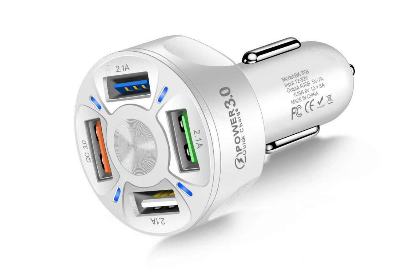 3.1a fast charging car charger one drag four QC 3.0 car mobile phone charger 4USB car charger qc3.0: White