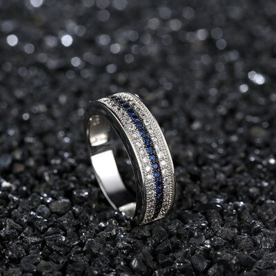 Huitan trendy kvinder engagement simpel ring bånd med blå pink lille cubic zirkon sten indstilling skinnende kvinder tilbehør smykker