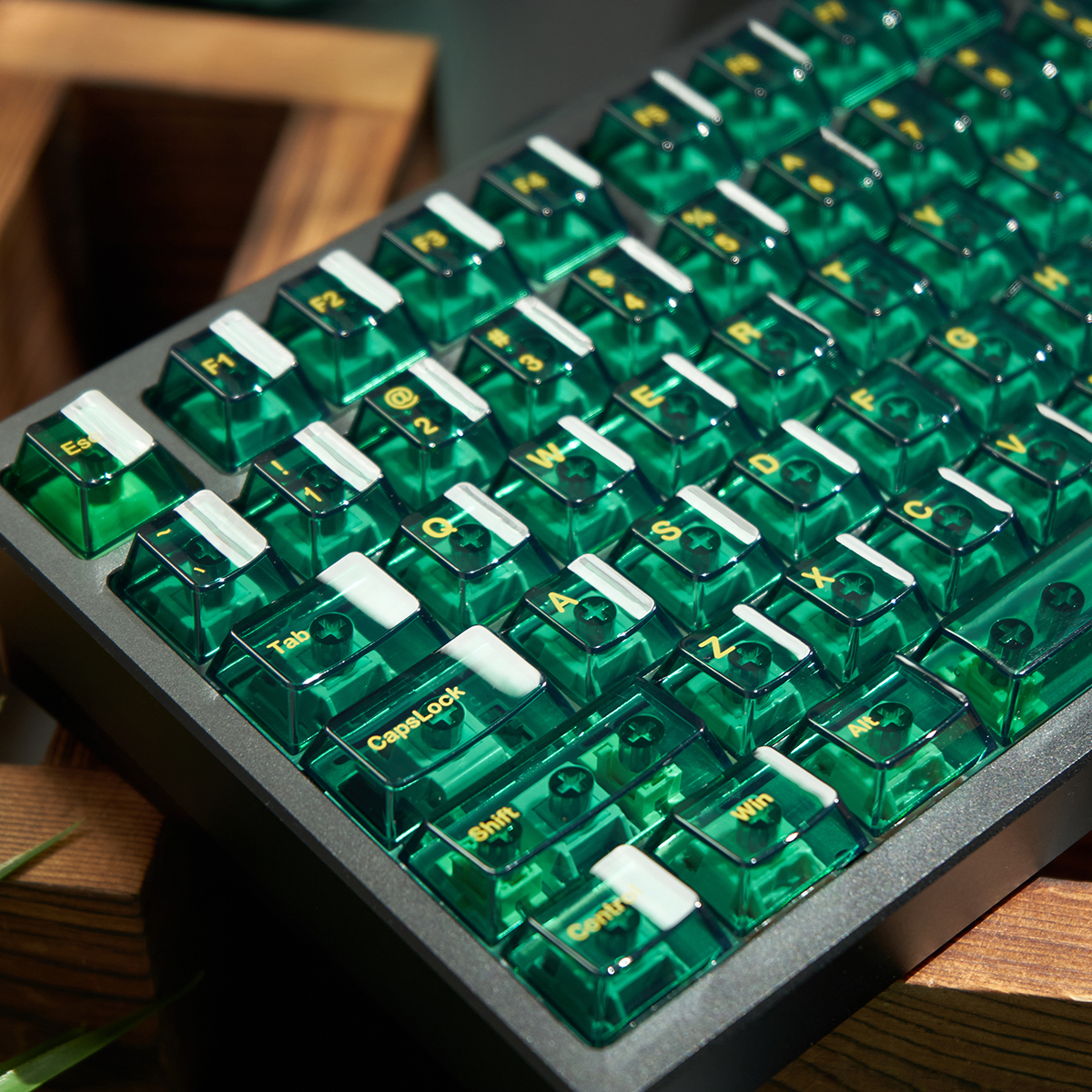 Emerald Green Crystal Clear Keycaps White Font Cherry Profile PC Keycap Custom Keyboard keycap For Cherry MX Mechanical Keyboard