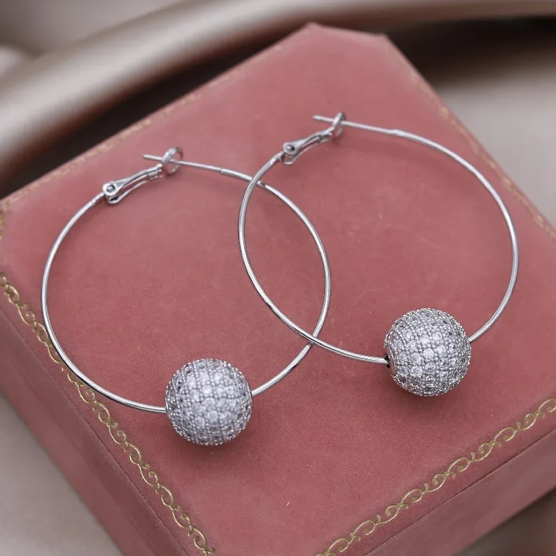 Pendientes giratorios chapados en oro Real para mujer, joyería de coreana, cuentas de circón redondas, accesorios de de graduación de lujo: Gris