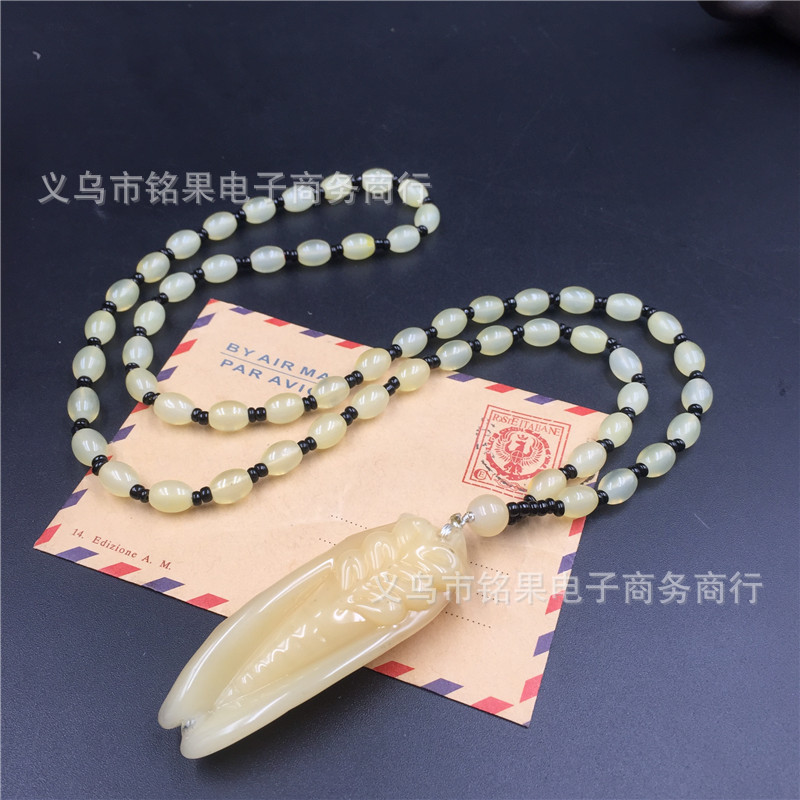 Gelb Geschnitzt Zikade Amulett Glück anhänger perlen halskette Schmuck Souvenir