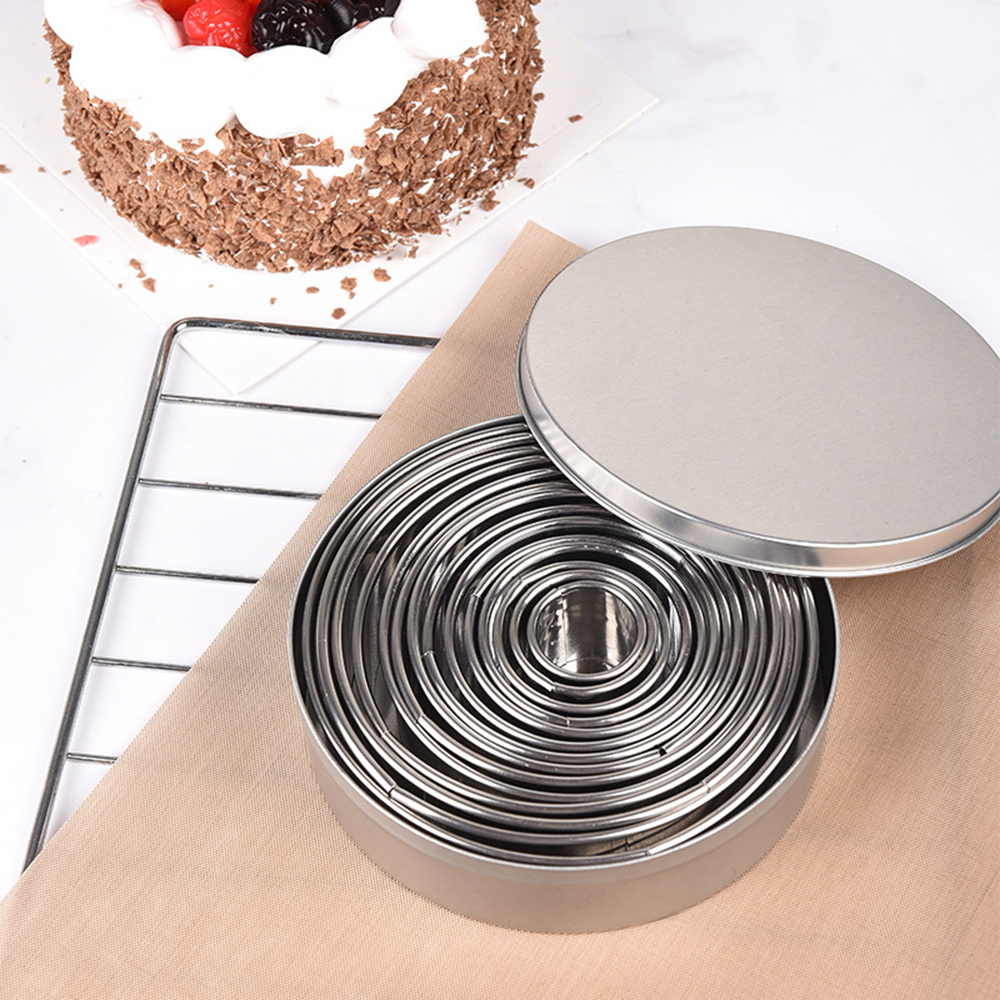 1Set = 14Pcs Ronde Cookie Cake Cutter Mold Set Gebak Bakken Diy Metalen Ringen Mallen Bakken Bakvormen Cake maken Keuken Gadget