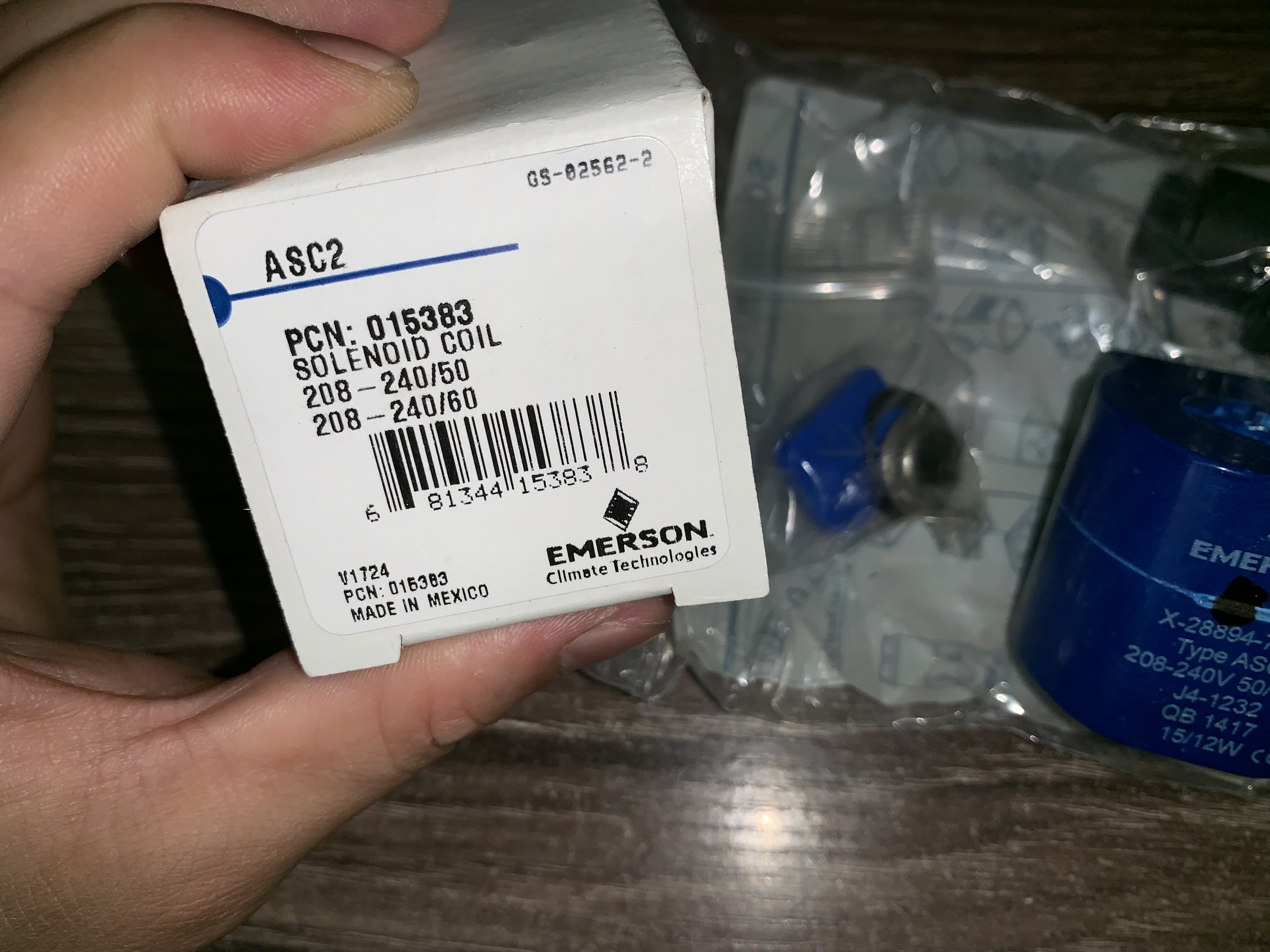 X-28894-70001 Type ASC2 208/240V EMERSON solenoid valve coil