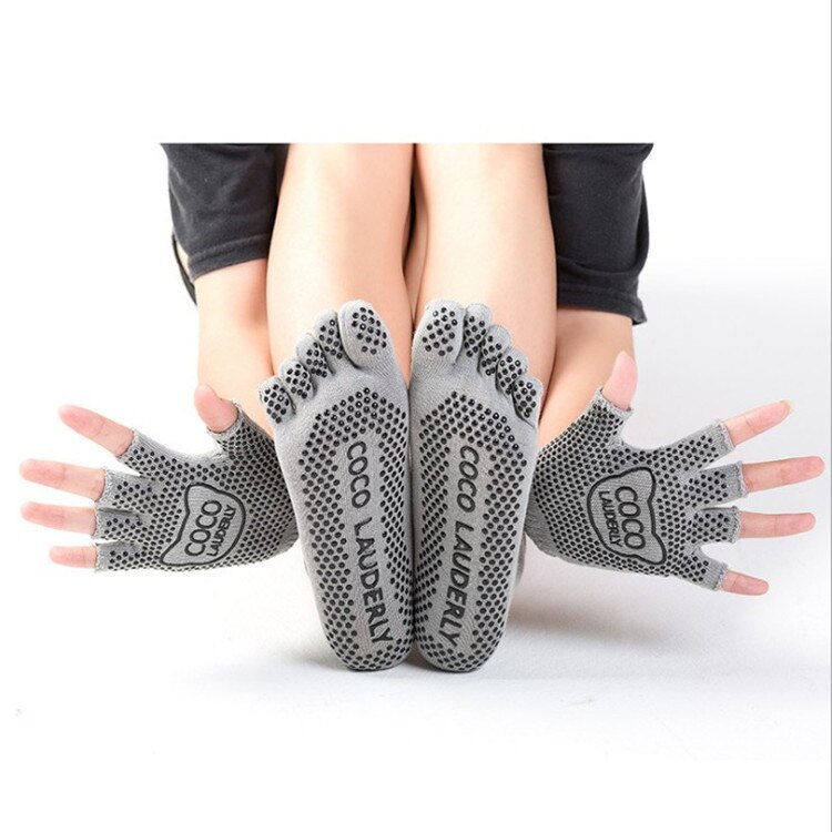 Summer Thin Five Toe Sock Slippers Women Lady Invisibility Socks Yuga Black Five Finger Socks Sport Girl With Gloves: normal grey