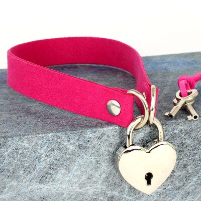 Cool Punk Goth heart love lock collar necklace Necklace Metal Love clavicle necklace Adjustable Jewelry for Women: Rose Red