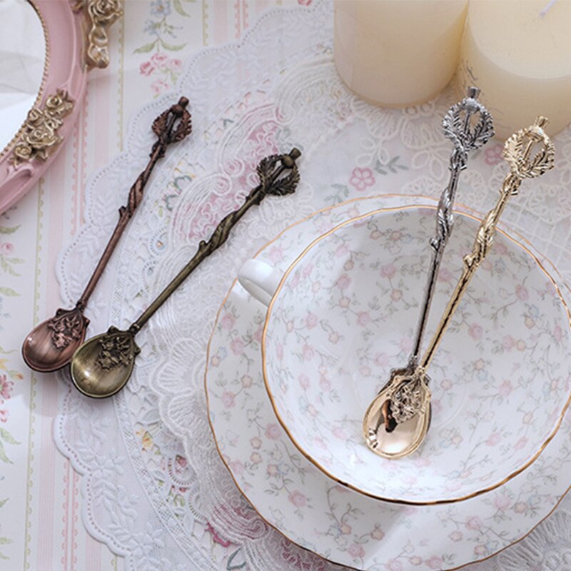 Mini Royal Style Alloy Spoons Forks Vintage Metal Carved Coffee Fruit Dessert Cutlery Fork Tea Ice Cream Spoon Kitchen Flatware