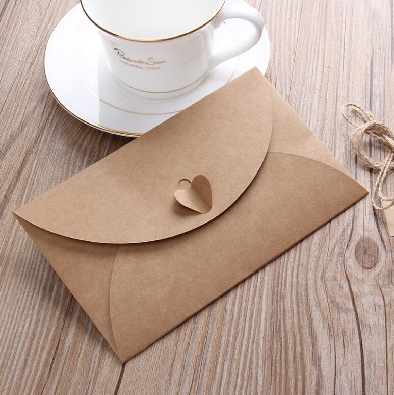 10 stuks/ diy kraftpapier handgemaakte gedroogde bloemen uitnodigingsgroetkaart met envelop kerst bruiloft verjaardag bedankjes kaarten