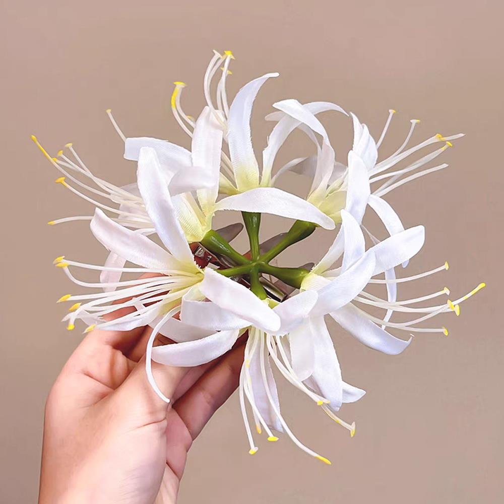 Red Spider Lily Hairpin Hair Accessories Big Flower Duckbill Clip Beach Bangs Side Clip Blue Simulation Flower Hairpins: WHITE