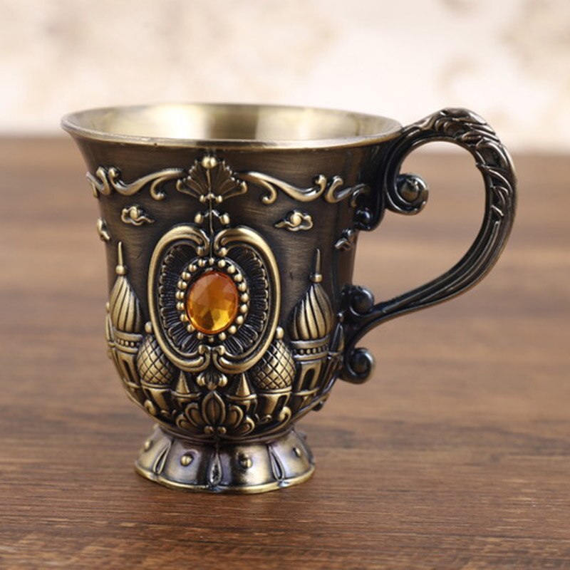 Mellemøstlige håndværk gammeldags metal vintage lille bæger bryllup kop udskæring slot blomstermønster konge vinglas: Slot stil