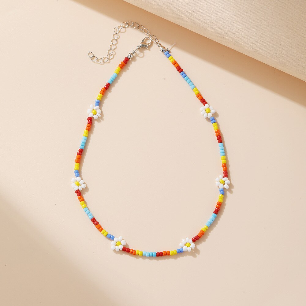 Nowa wiosna kolorowe małe koraliki naszyjnik dla kobiet moda Handmade Daisy z kwiatami i koralikami Chokers naszyjniki biżuteria Boho: multicolor