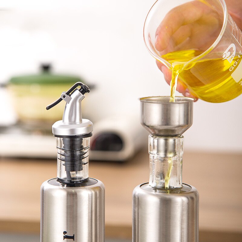 Kitchen Supplies Leakproof Stainless Steel Glass Oiler Spice Jar Soy Sauce Vinegar Cooking Wine Organizer Rack Liquid Container