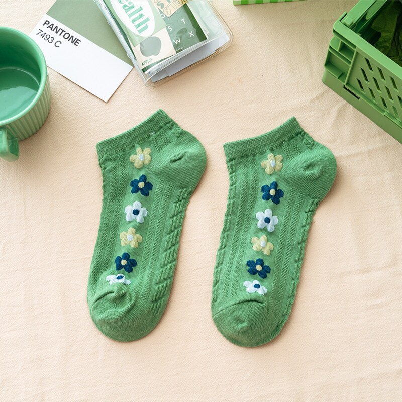 1 Pair Women Socks Cartoon Embroidery Cute Cotton Sock Spring Summer College Style Casual Harajuku Breathable Female Ankle Socks: Green