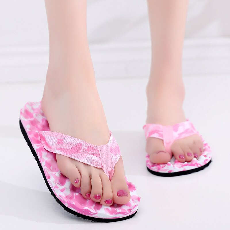 Femmes tongs pantoufles été à l'intérieur chaussures Camouflage sandales pour dames salle de bains pantoufles