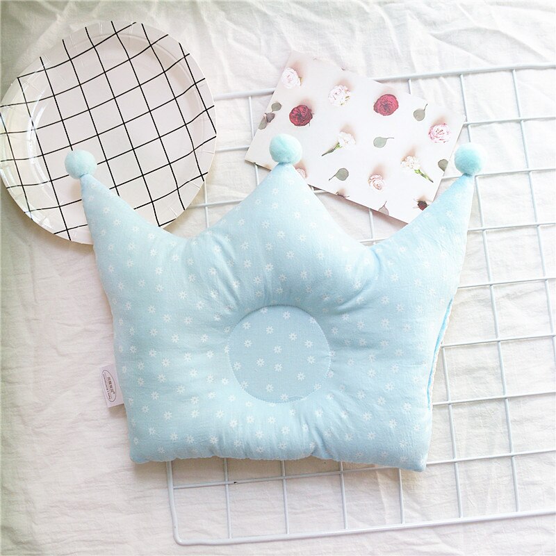 Cotton Cloud Shape Baby Sleeping Head Positioner Pillow Embroidery Newborn Stroller Pram Cushion 0-1Year: light blue crown