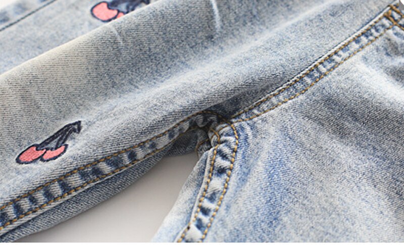 Ienens flickjeans barn raka jeans ljusblå jeans långbyxor baby lösa jeans elastiska midja byxor