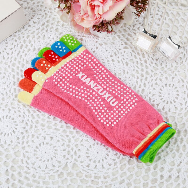 Women&#39;s Five Fingers Cotton Socks 5 Pairs/Lot Colorful Funny Toe Socks Ladies Breathable Anti-skid Pilates Massage Socks