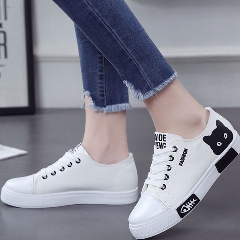 Kvinder flad tegneserie lærred sko sommer hvid snøre student board sko damer fritidssko kvindelige sneakers