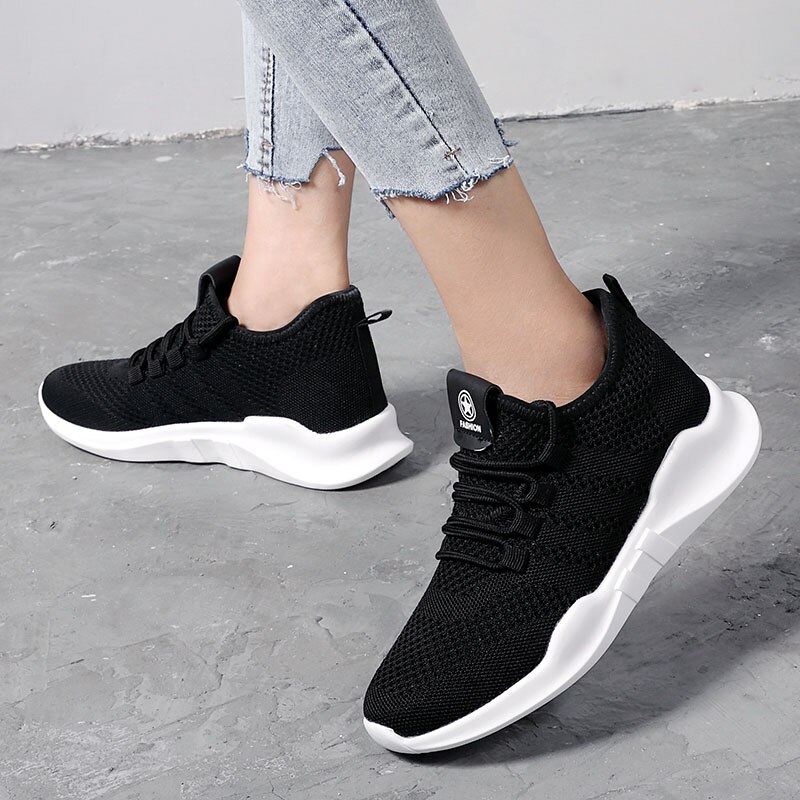 VTOTA femmes chaussures décontractées hauteur augmentant maille baskets respirant marche à lacets chaussures femmes tenis feminino plate-forme chaussures