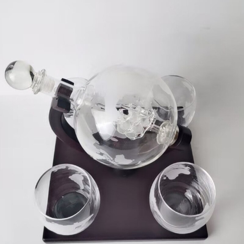850ml globus glasflaske med træbase whisky karaffel antik skib whiskydispenser hjemmebar indretning