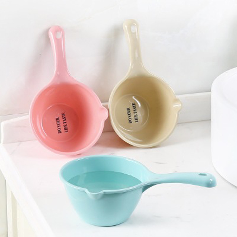 1PC Plastic Bathing Ladle Spoons Kitchen Accessories Bathroom Thick Water Scoop Cup Baby Kids Shampoo Bath Spoon Home Essential