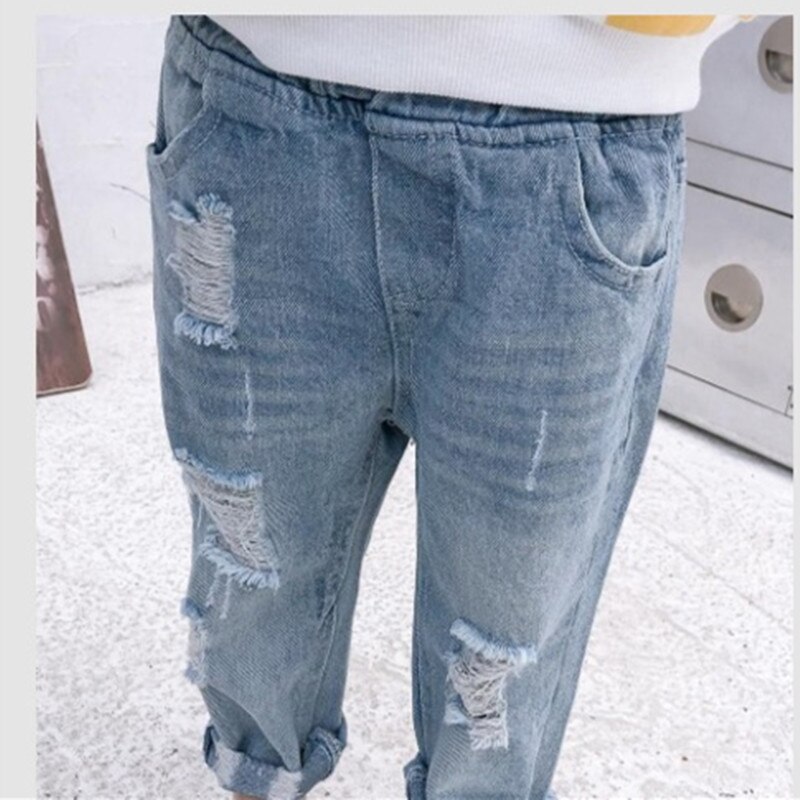 Dfxd lente kinderkleding kinderjeans broeken lange losse gescheurde denim broek babymeisjes jongens elastische taille broek 2-7 jaar
