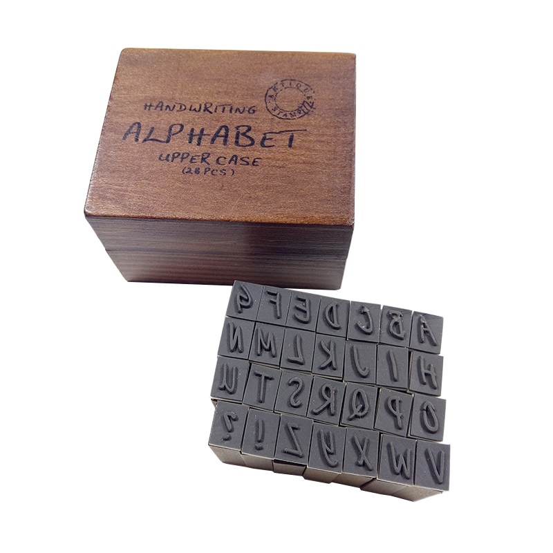 28 stk / sæt kawaii multifunktionel håndskrift små og store bogstaver i træ træ gummistempel sæt håndværk: Store bogstaver