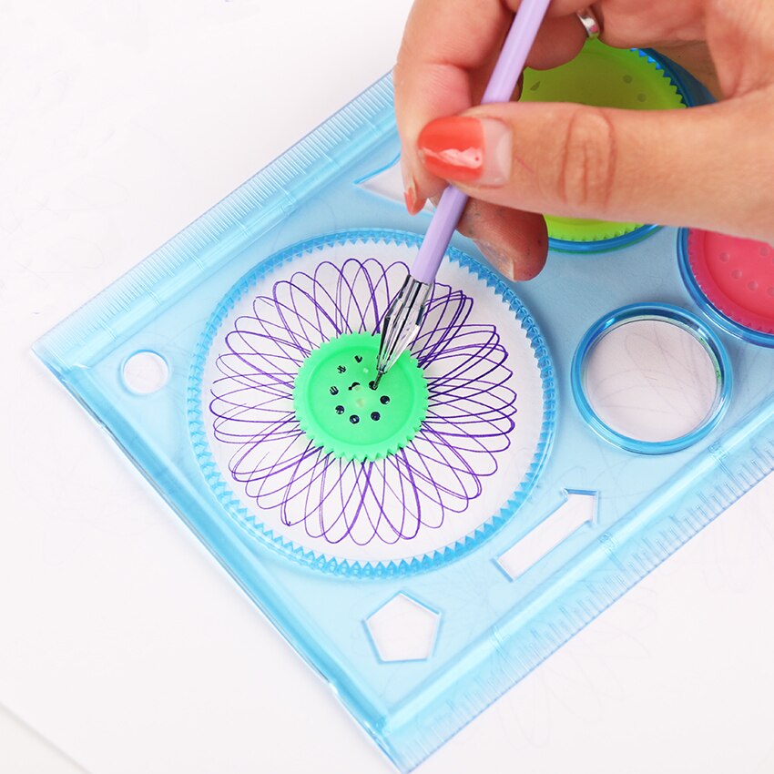 2 stks/partij Interessante Puzzel Spirograph Kinderen Tekening Plastic Heerser Kan Verbeteren Van Het Kind Start Werkvermogen