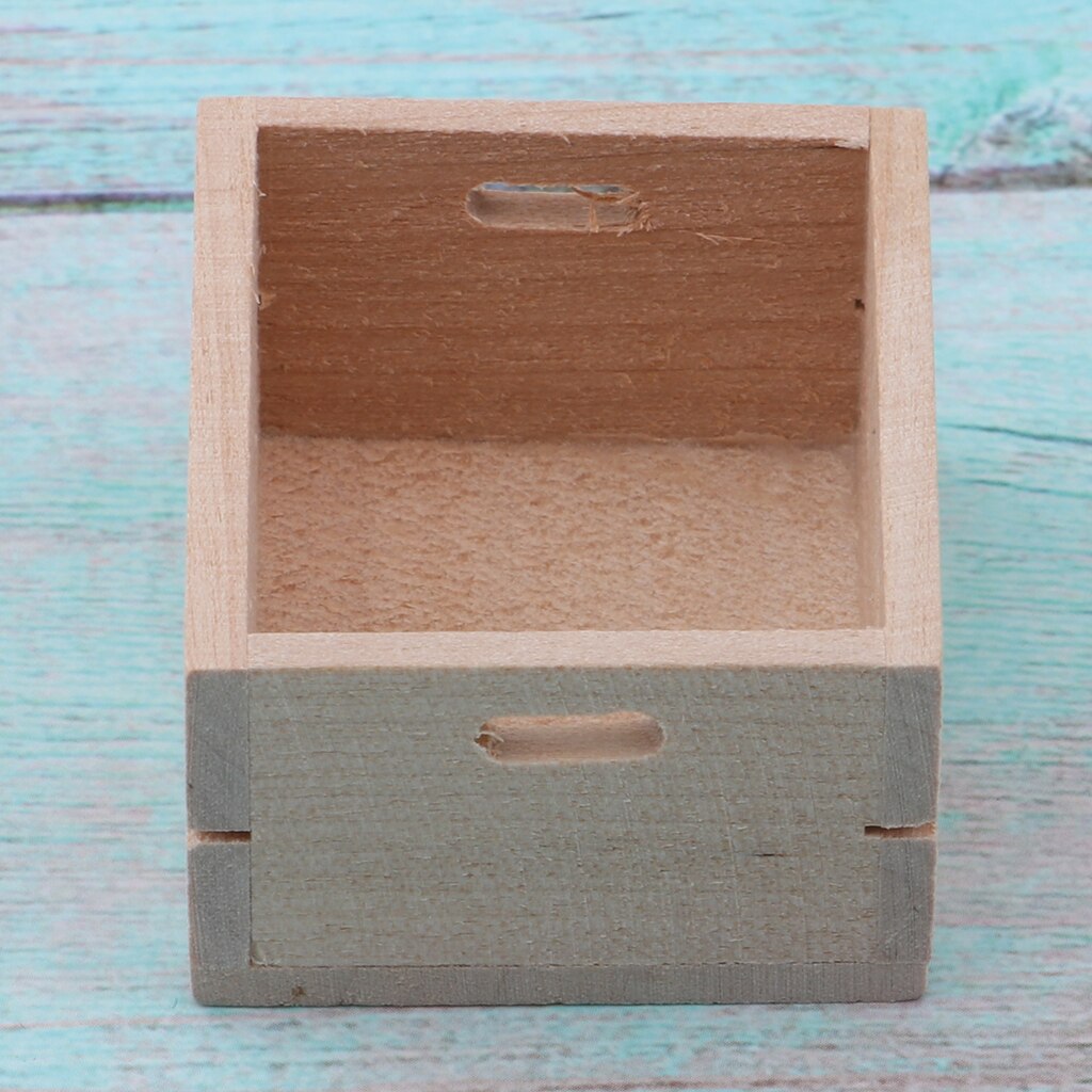 Poppenhuis miniatuur ( 1/12 schaal) van hout, opbergdoos voor groenten