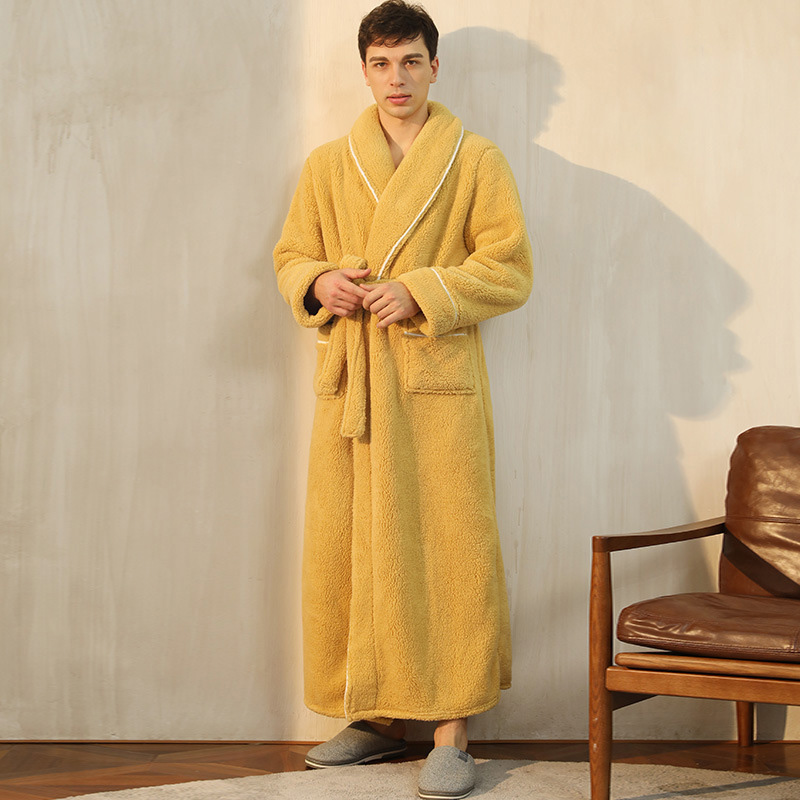 Vrouwelijke Herfst en Winter Warm Lange Flanel Dikke Paar Bad Badjassen Mannen Vrouwen Pyjama Douche Gewaad Badhanddoeken Voor Volwassenen