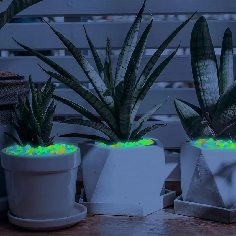 100 stuks kleurrijke gloeiende rotsen voor aquariumdecoratie Glow in The Dark kiezels