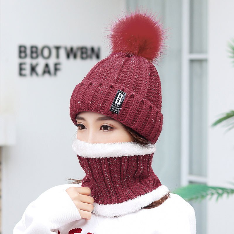 Lot Bonnet Et Cache-cou écharpe En Fausse Fourrure Noire, Occasion En Très Bon état, Taille Unique