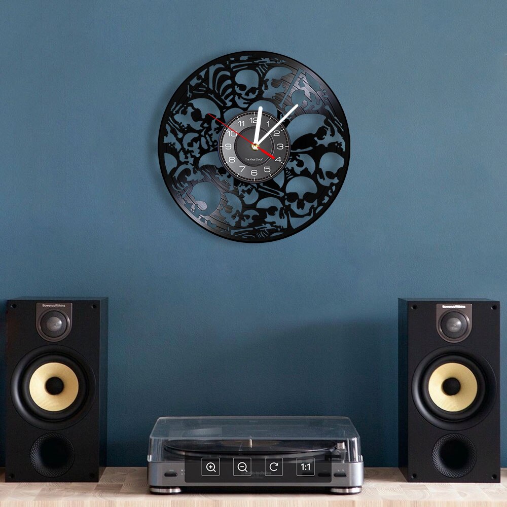 Horloge murale tête squelette mort disque vinyle | Horloge murale faite de disque vinyle, Vintage, crânes pilées, décoration murale Art Halloween horreur