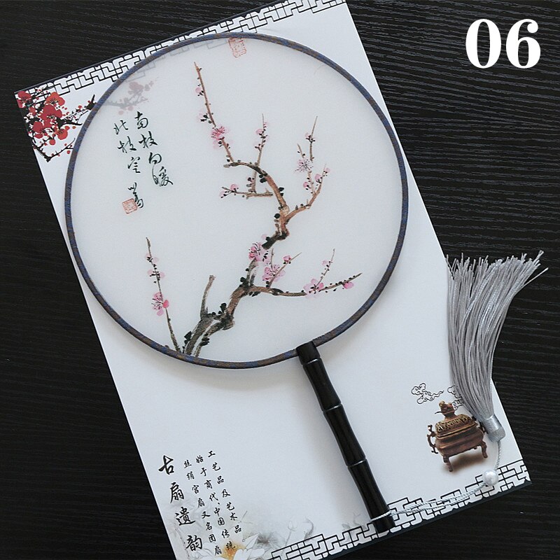 Hanfu Circular Fans Vintage Tassel Long Handle Ancient Chinese Style Court Dancing Round Fan Classical Printed Wedding Round Fan